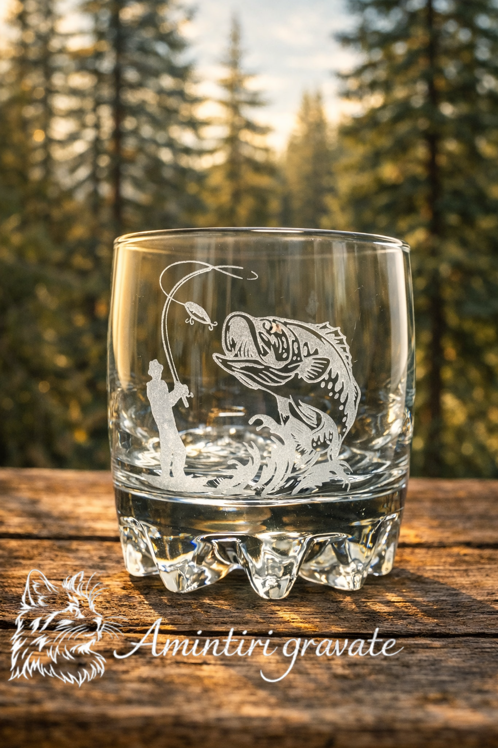 Pahar whisky gravat pescuit – cadou personalizat pentru pasionați Pahar whisky gravat pescuit – cadou personalizat pentru pasionați