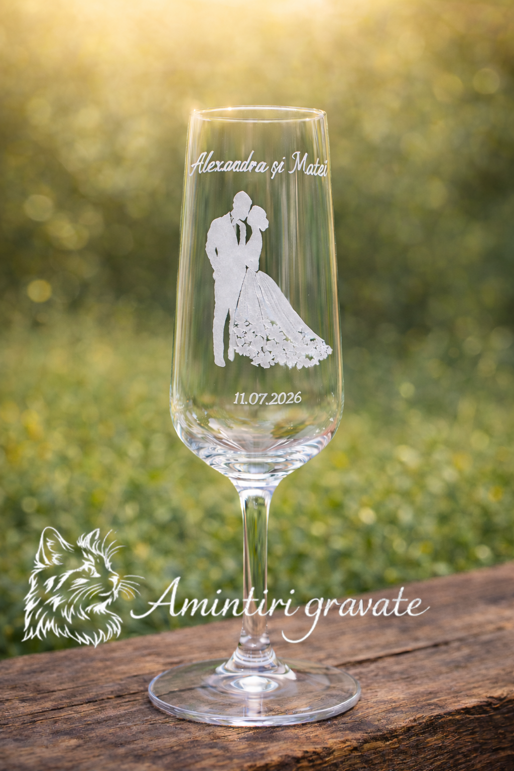 Pahar Șampanie Gravat Siluetă Mire și Mireasă Personalizat – Nuntă Pahar Șampanie Gravat Siluetă Mire și Mireasă Personalizat – Nuntă